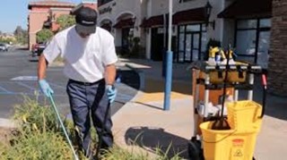 Texas Sweeping and Porter Service Parking Lot Porter Service in Texas