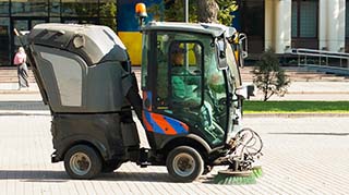 Texas Parking Lot Sweeping-service Parking lot service - Cleaning Parking Lots in Texas